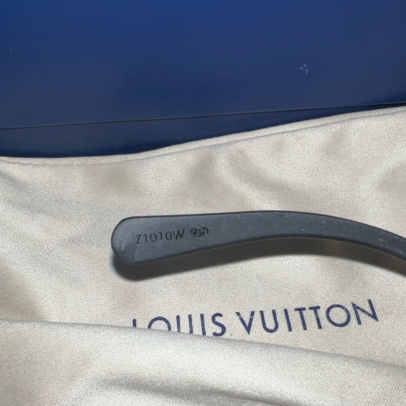Louis Vuitton “the party” sunglasses - Picture 4 of 11